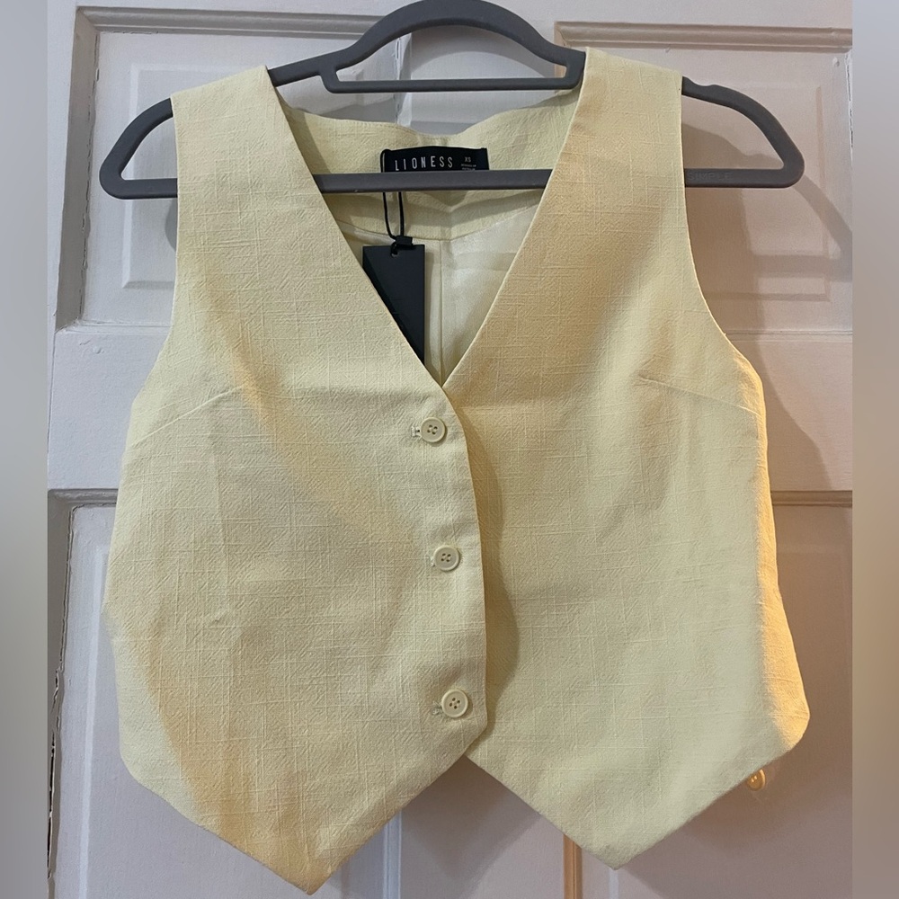 Butter Yellow Lioness Leo Linen Vest 🧈